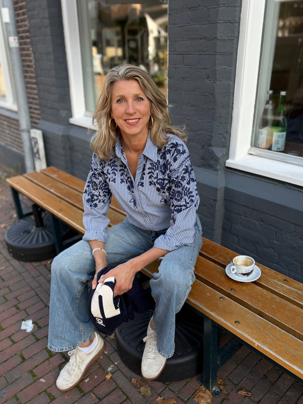 Archie Love blouse streep/bloem borduur blauw/wit
