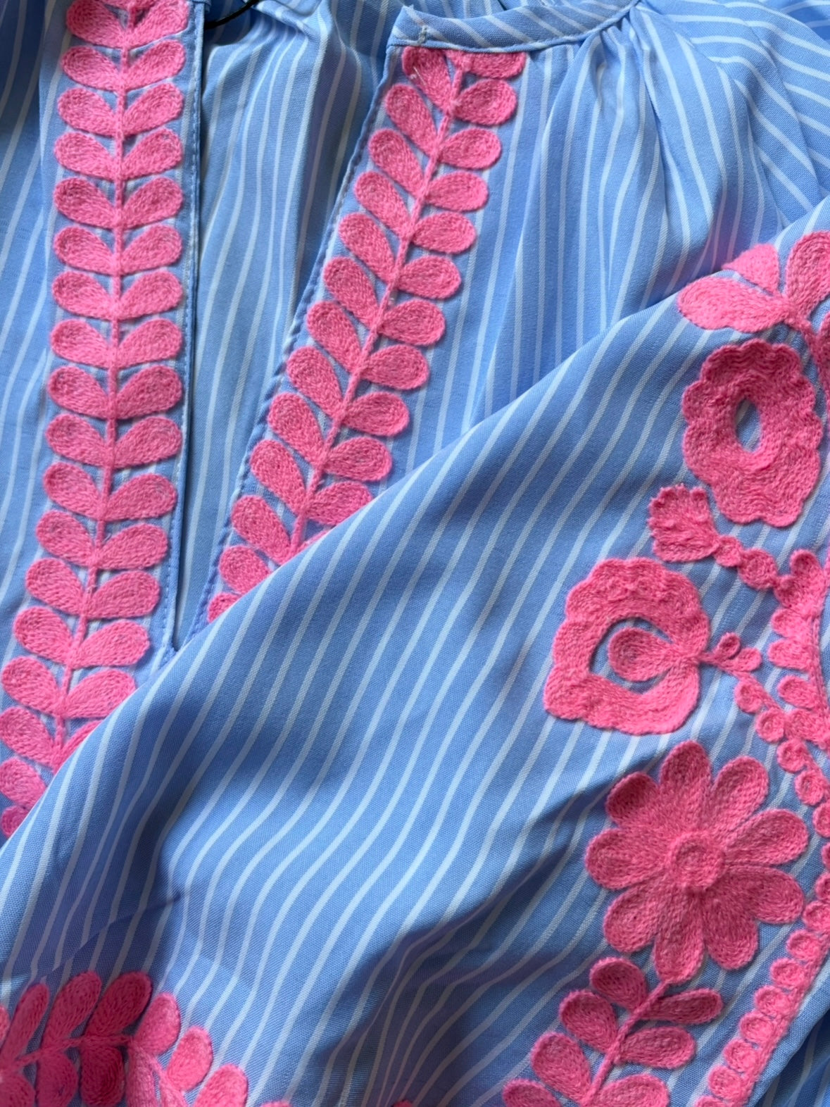 JS Millenium top Ibiza blue/fluor pink