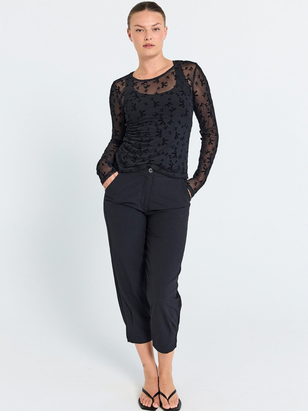 Freequent Iska top black