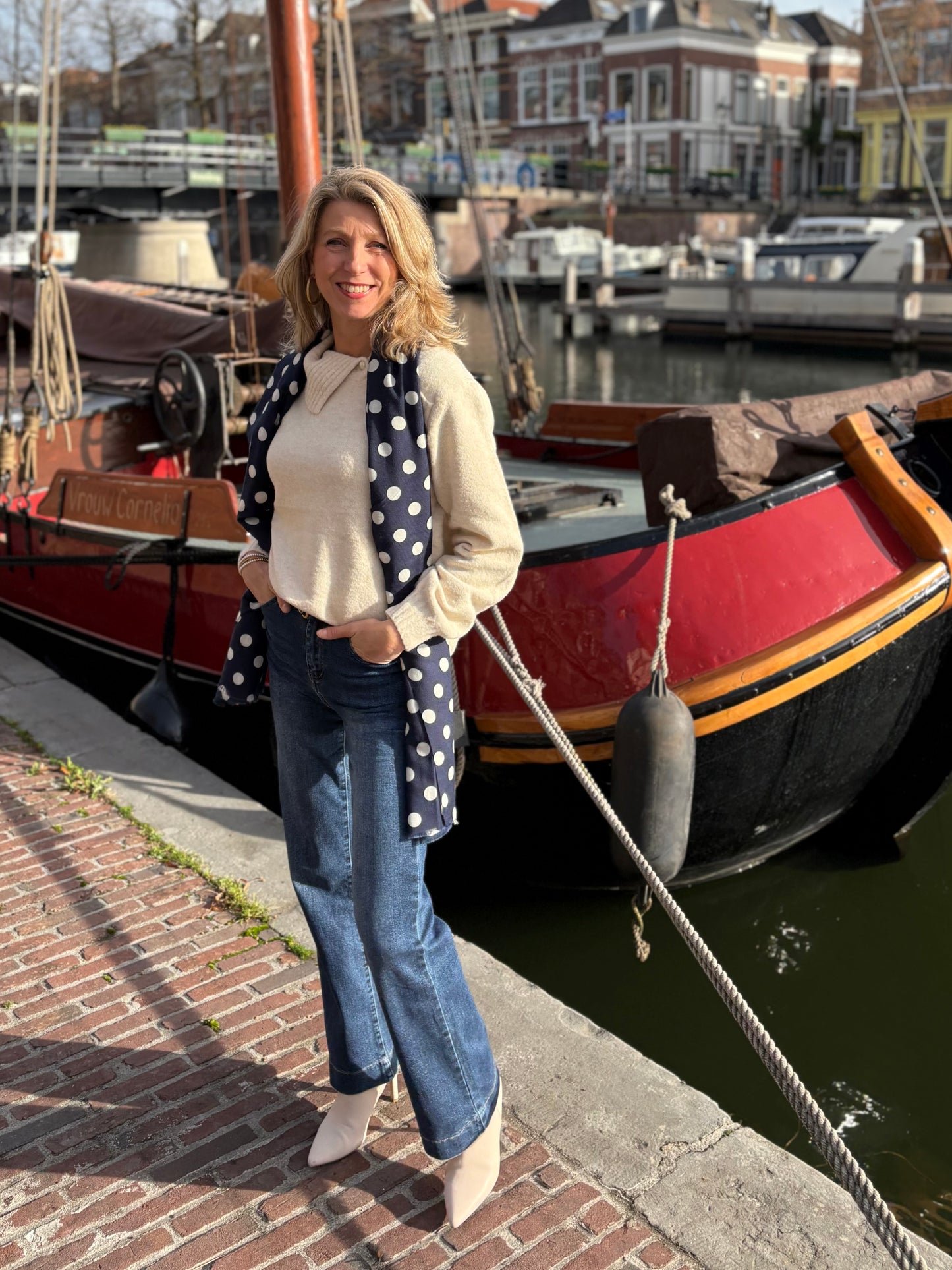 C&S trui Kelsey sand