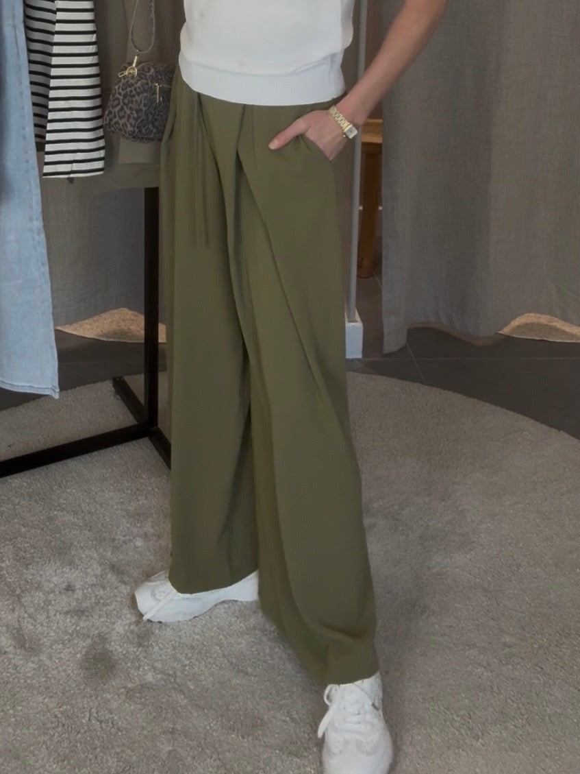 Bisous Project pantalon bandplooi army green