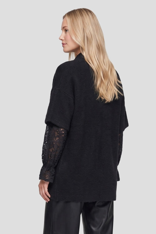 Zwarte vest met korte mouwen, open voorzijde en kantdetail op de mouwen