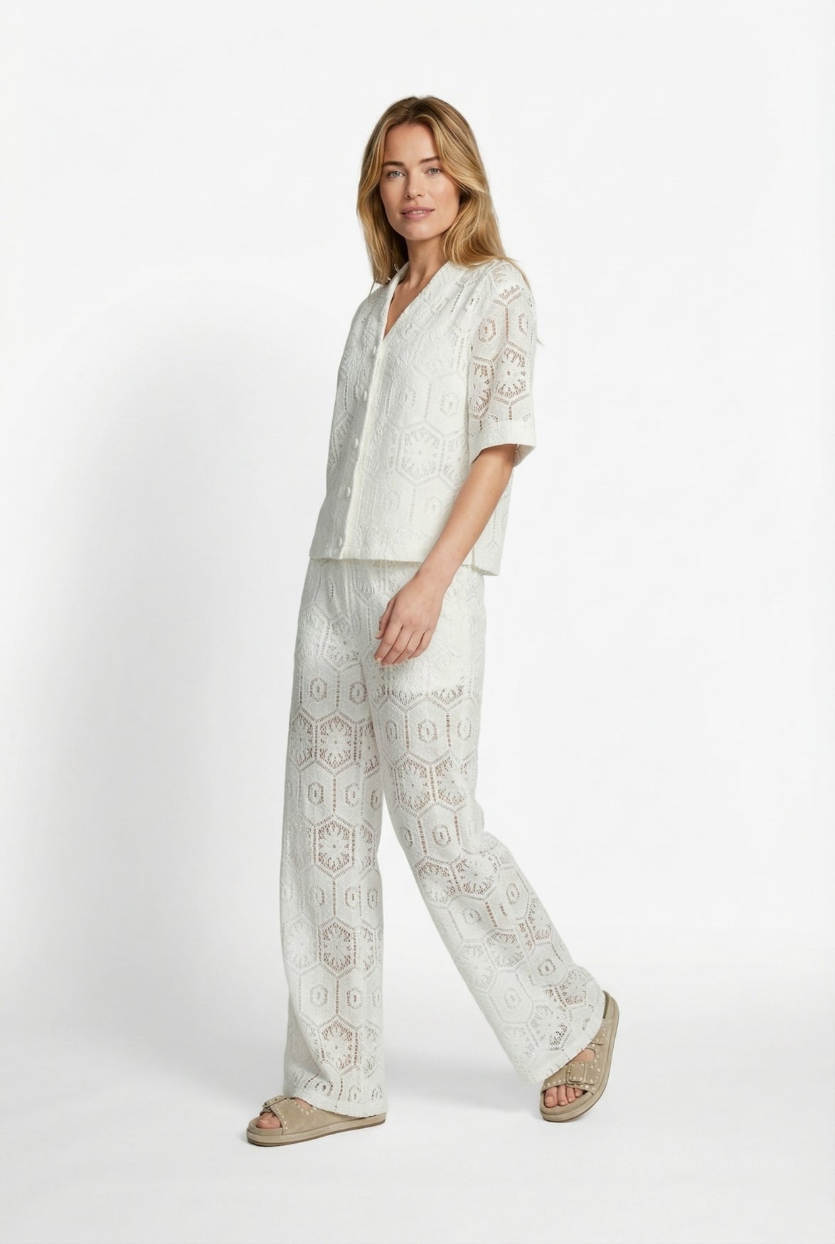 CS The Label blouse/vest Tola ecru