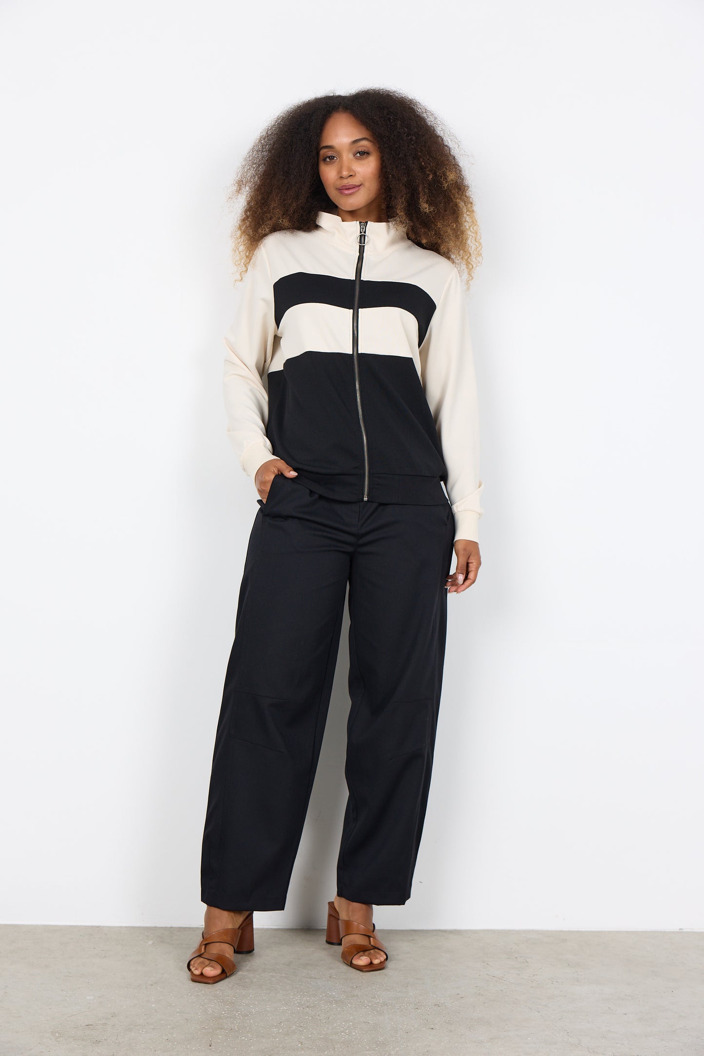 Soyaconcept vest Siham 95 zwart/roomwit