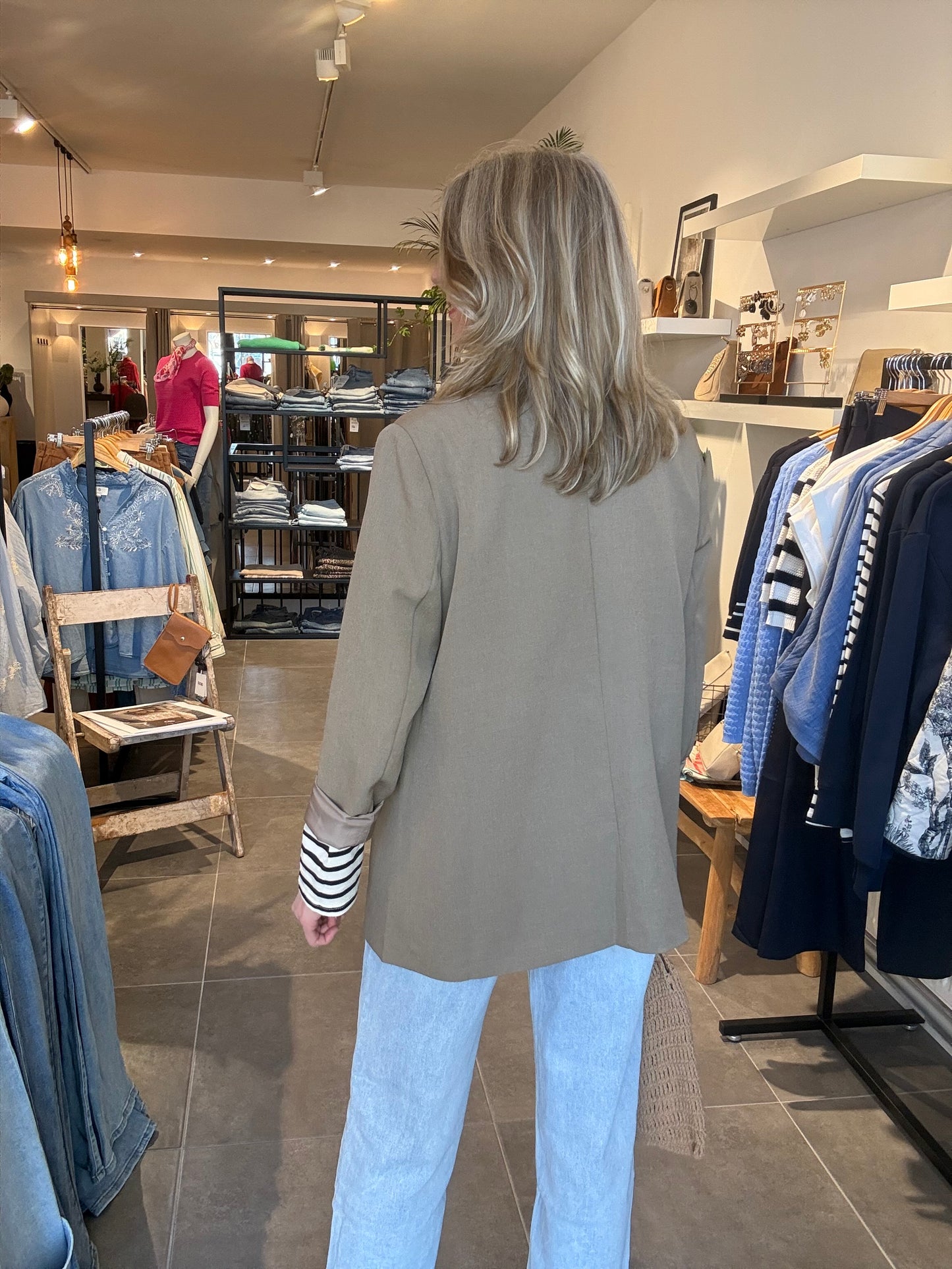 Jubylee blazer Suzanne bruin