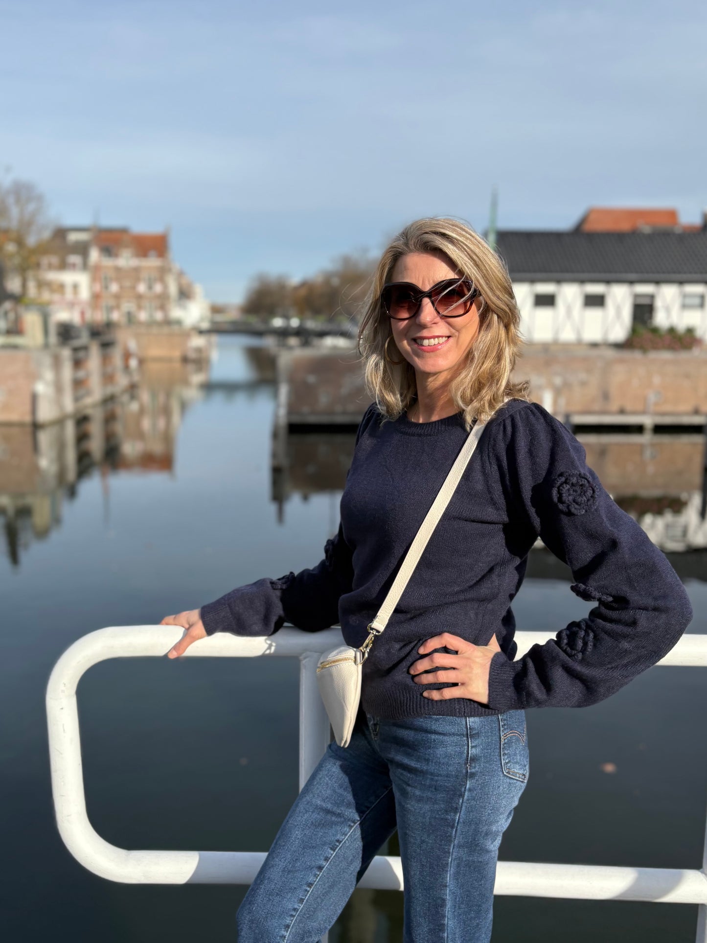 C&S trui Amira midnight blue