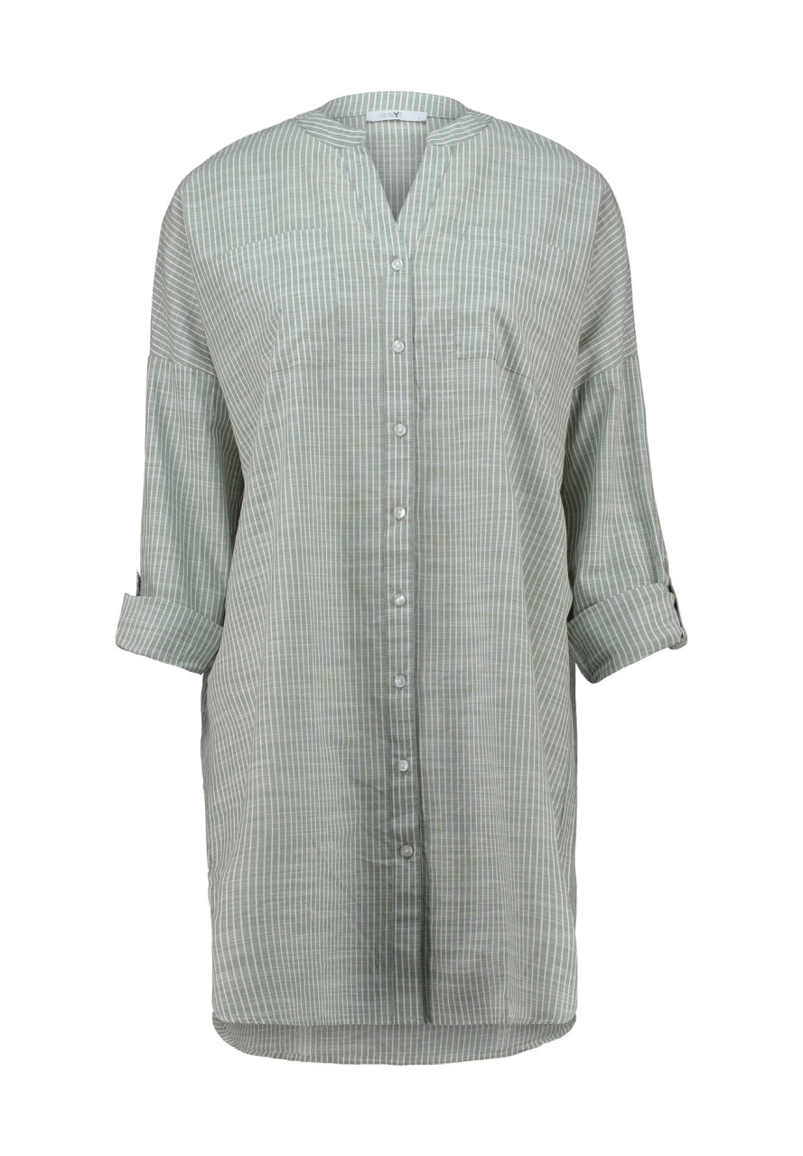 HL Venita jurk in licht khaki met subtiele strepen, knoopsluiting en 3/4 mouwen