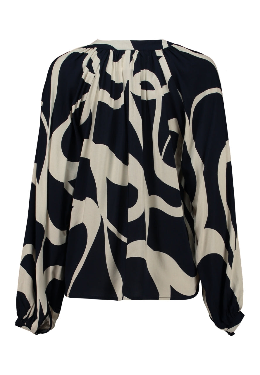 Blouse met lange mouwen en abstract donkerblauw-creme patroon, geplooide rug