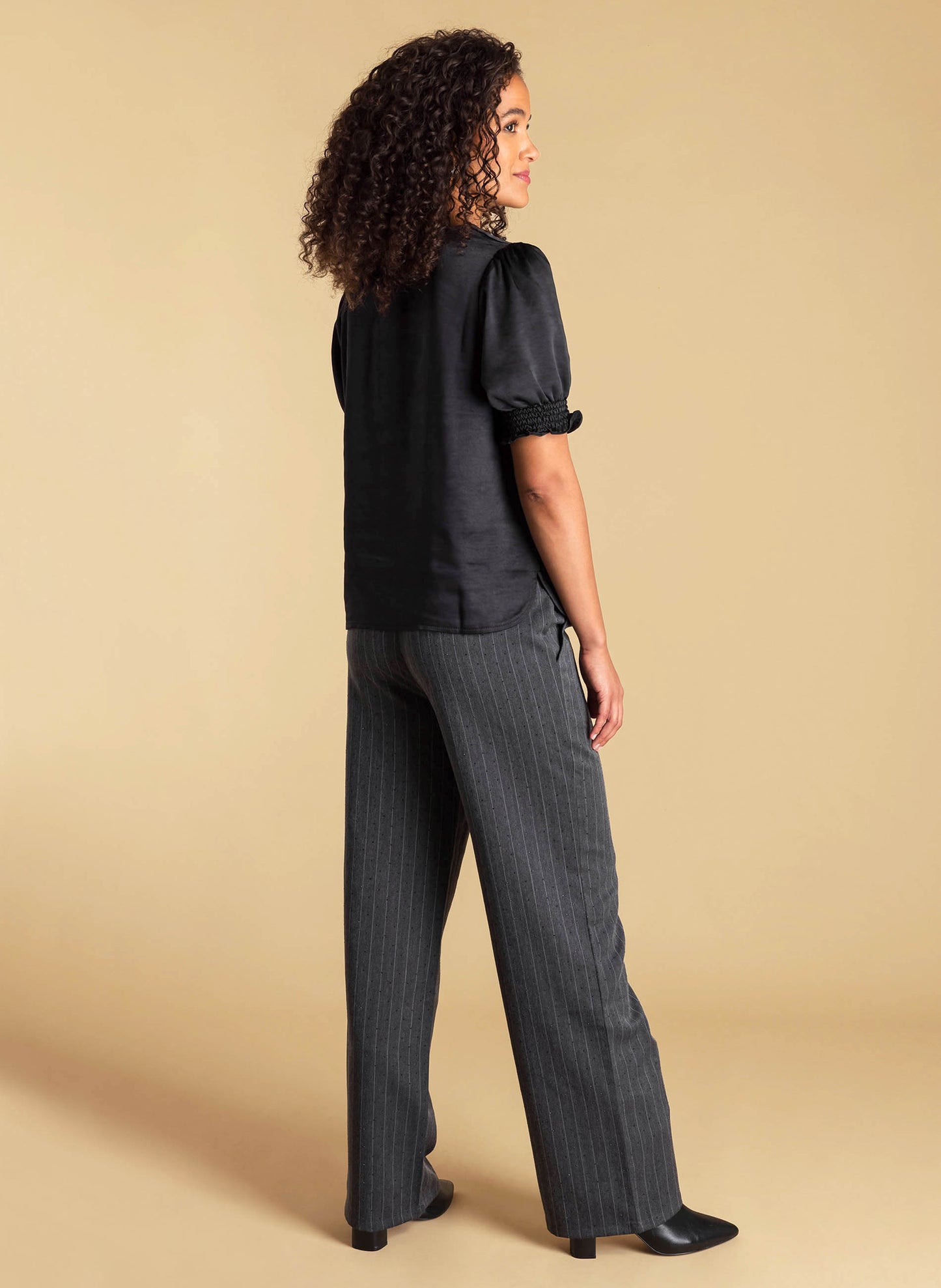 Ivy Beau top Asya black