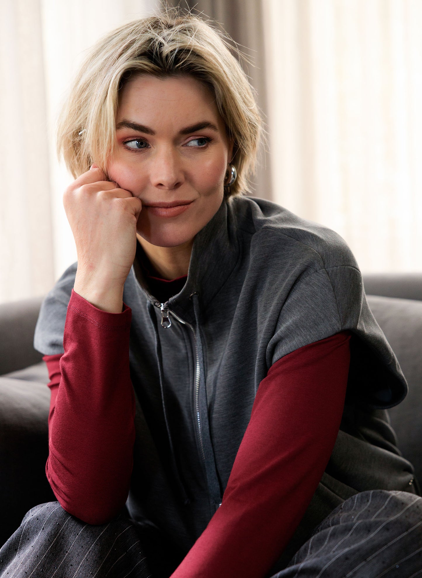 Ivy Beau top Anneliese dark red