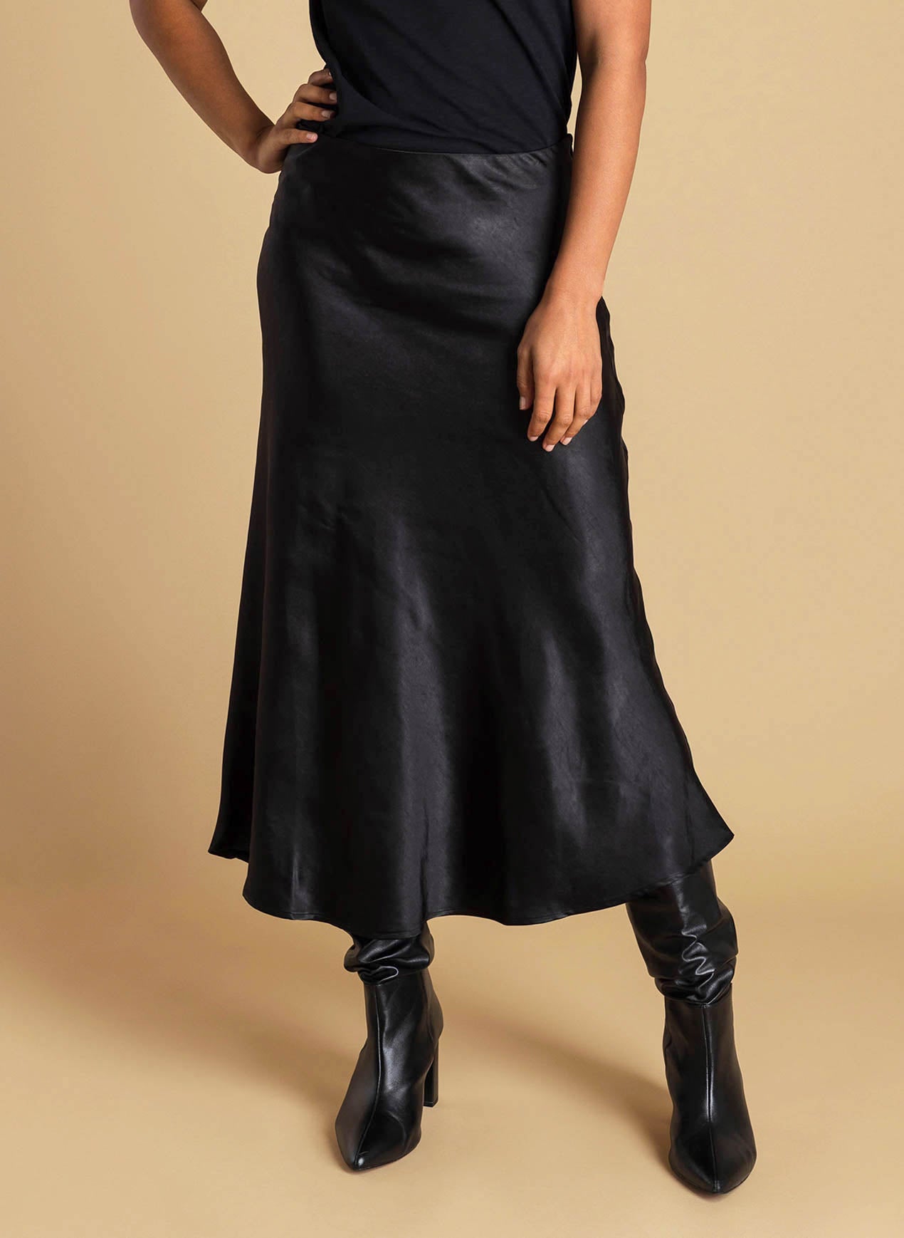 Ivy Beau rok Asmae black