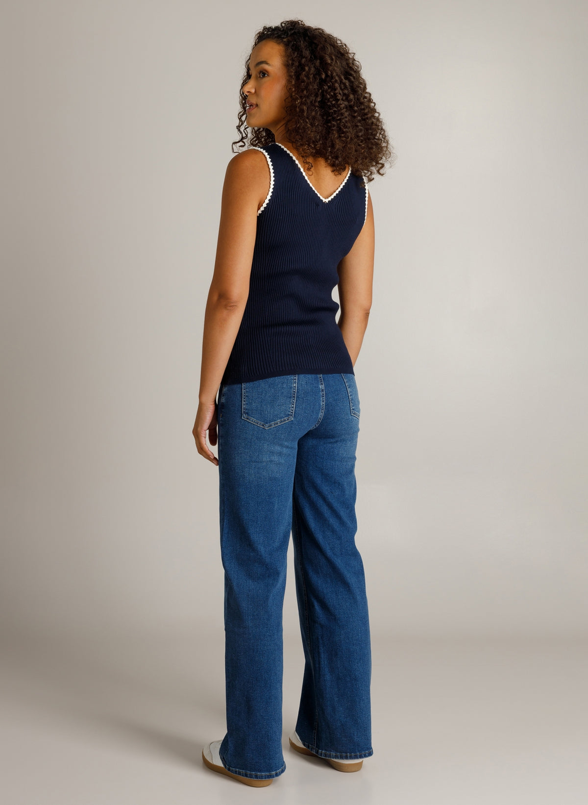 Ivy Beau top Herena dark blue