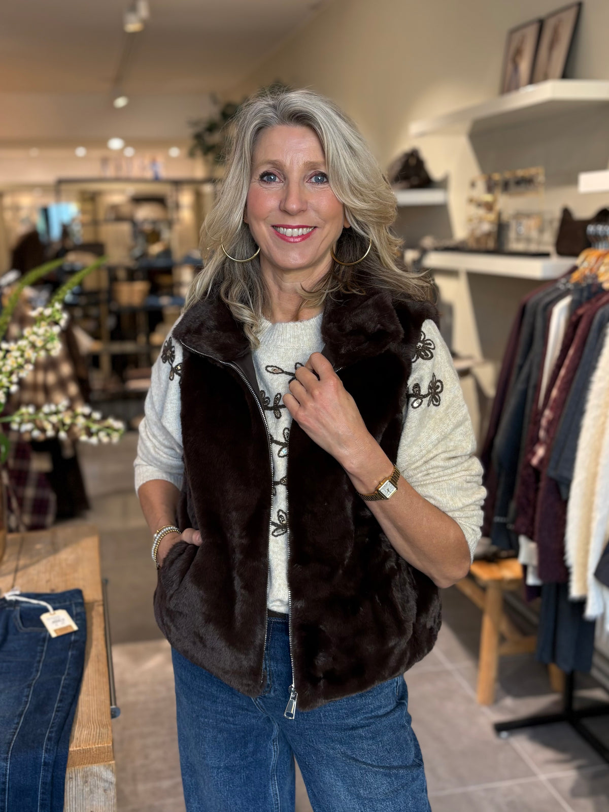 Bella gilet imitatiebont donkerbruin
