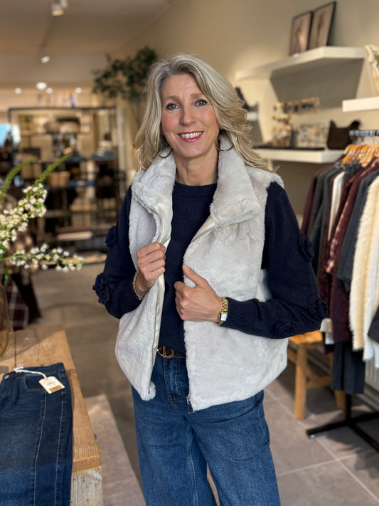 Bella gilet imitatiebont zand