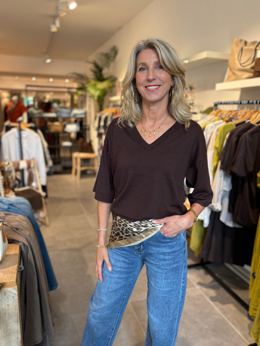 Freequent trui Conny mole, donkere V-hals en korte mouwen, losvallend