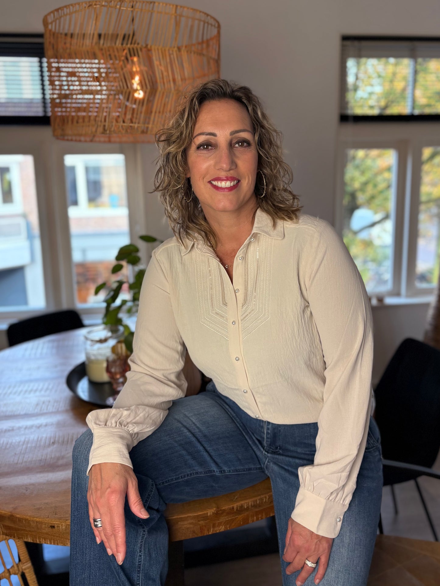 C&S blouse Linda sand