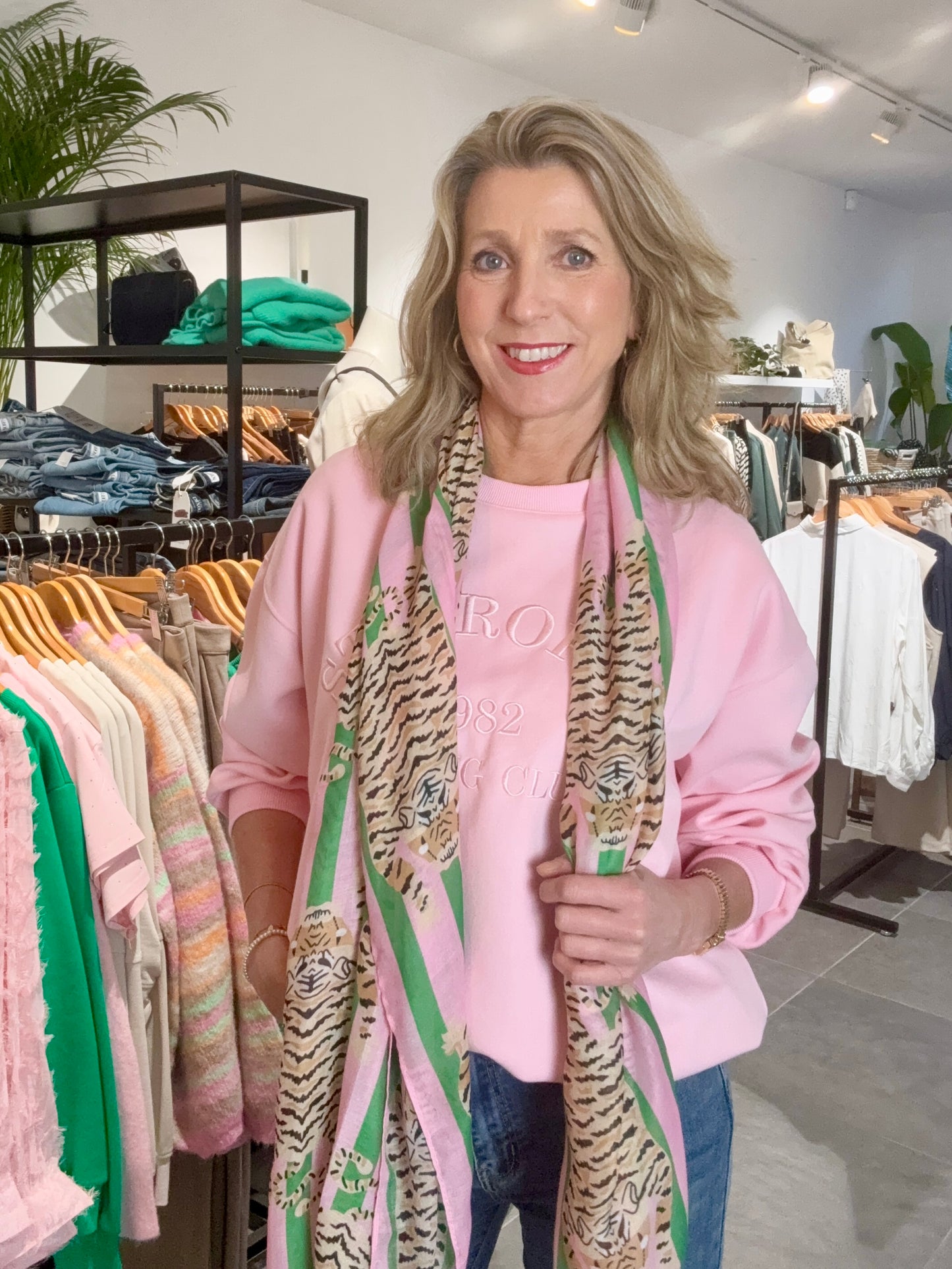 Moocci sweater St. Tropez roze