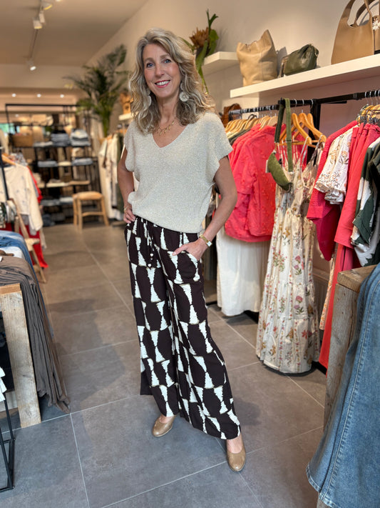 ZB Alina broek met wide pijpen en koffiebruine grafische print