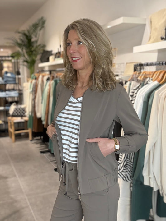 Mi Piace travel bomberjack falcon