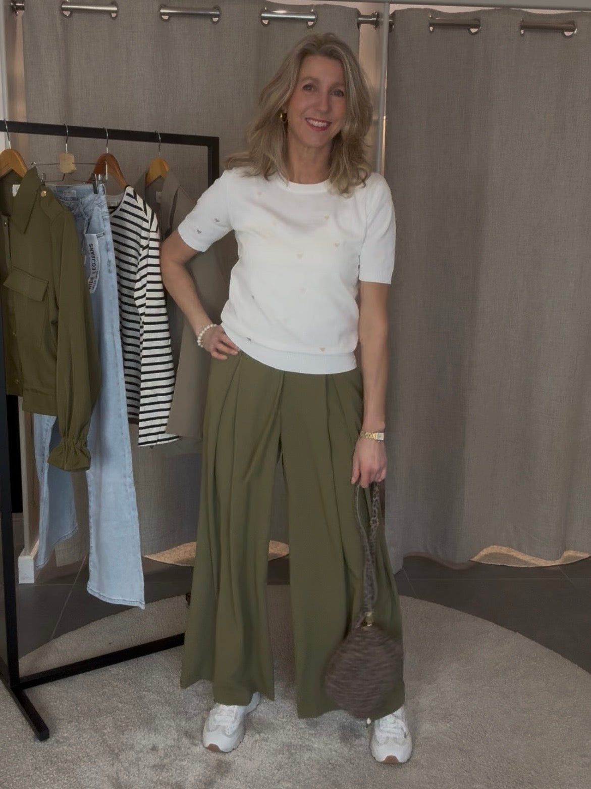 Bisous Project pantalon bandplooi army green