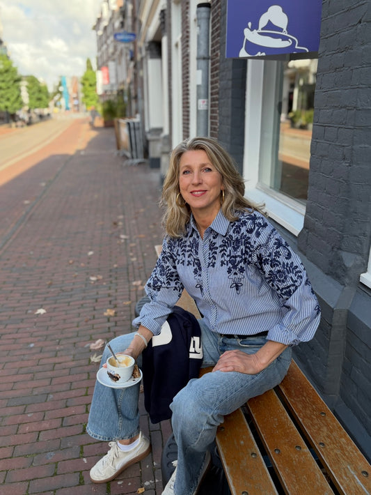 Archie Love blouse streep/bloem borduur blauw/wit