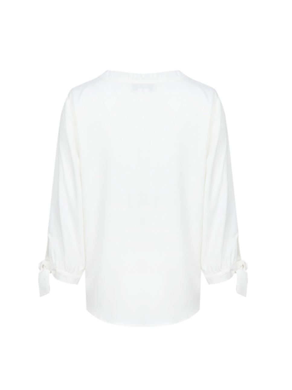 CS The Label blouse Lynn offwhite, achterkant met plooikraag en strikbanden aan de mouwen