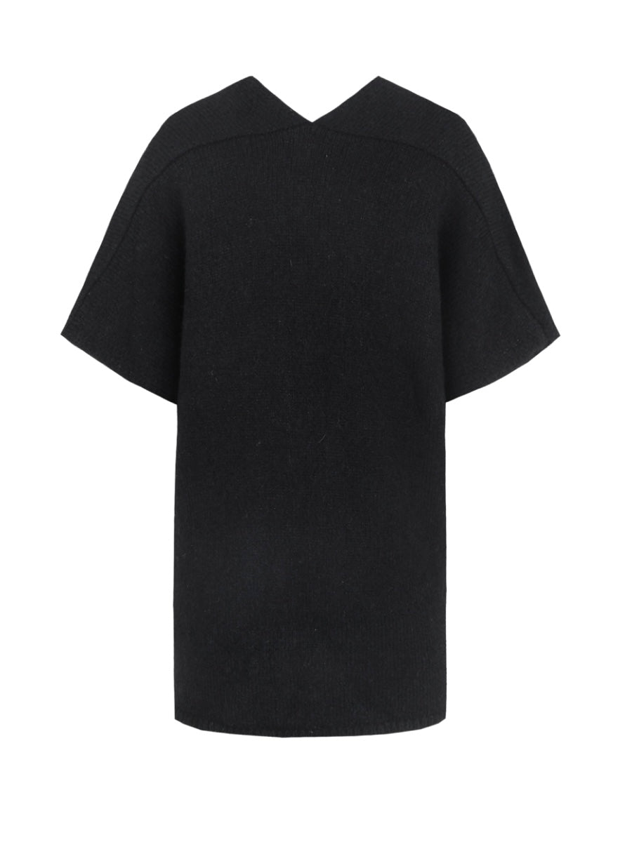 Zwarte vest met korte mouwen en ronde hals, vlak liggend op een witte achtergrond