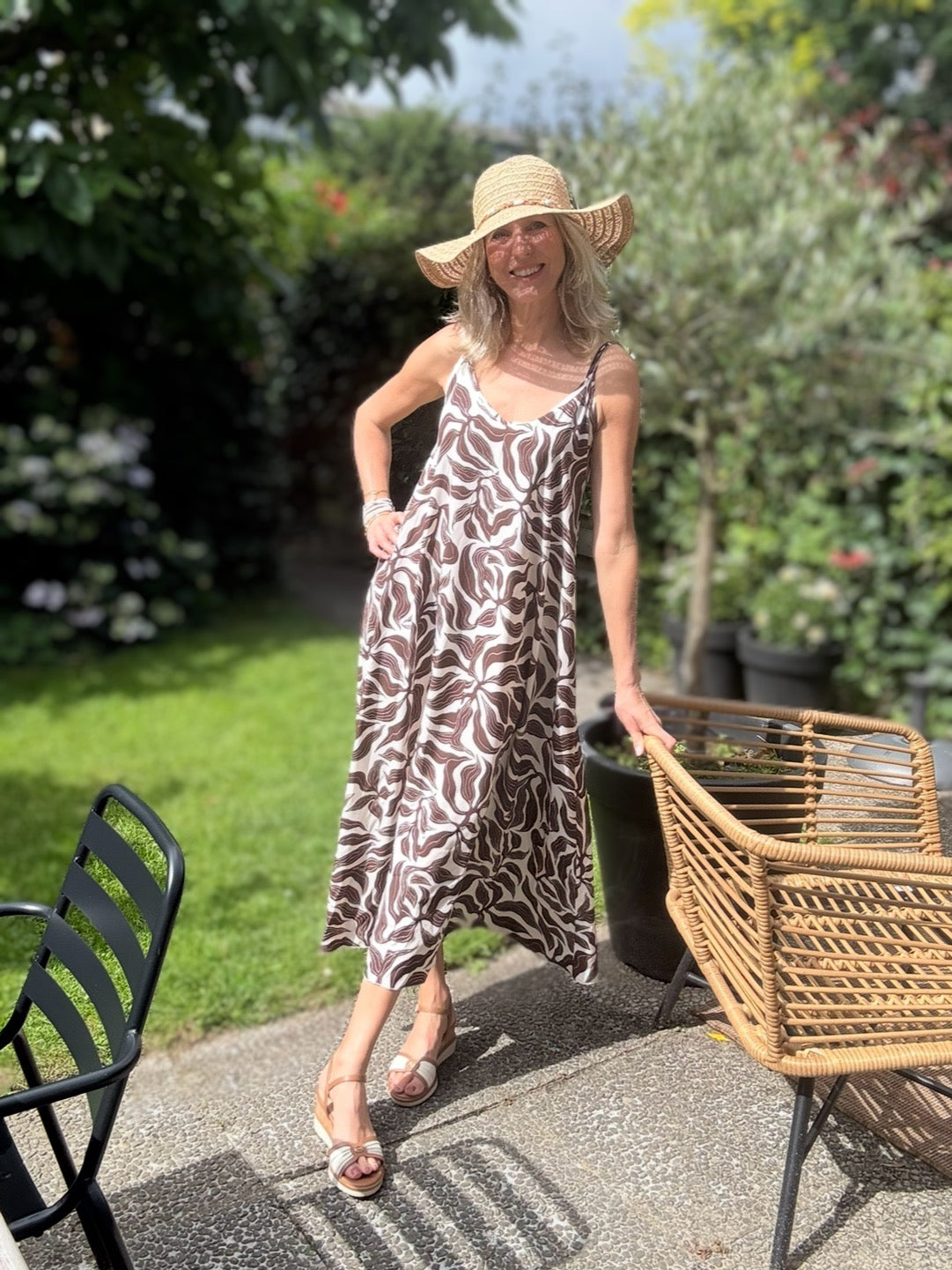 Vanto jurk print strik bruin/offwhite
