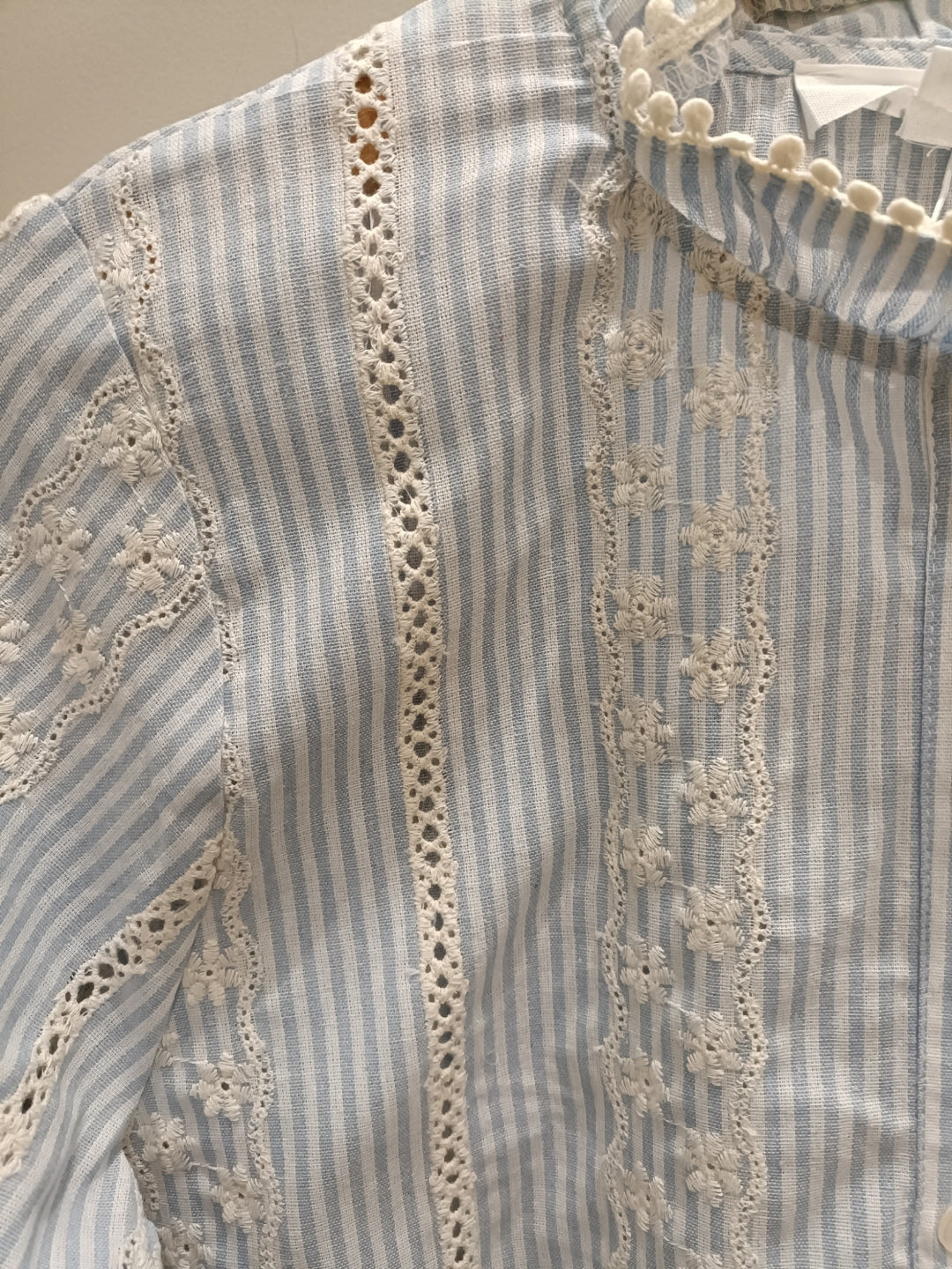 Kilky blouse streep/kant lichtblauw/ecru