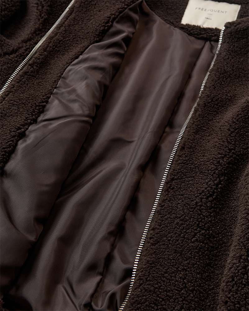 Freequent jas Teddy mole