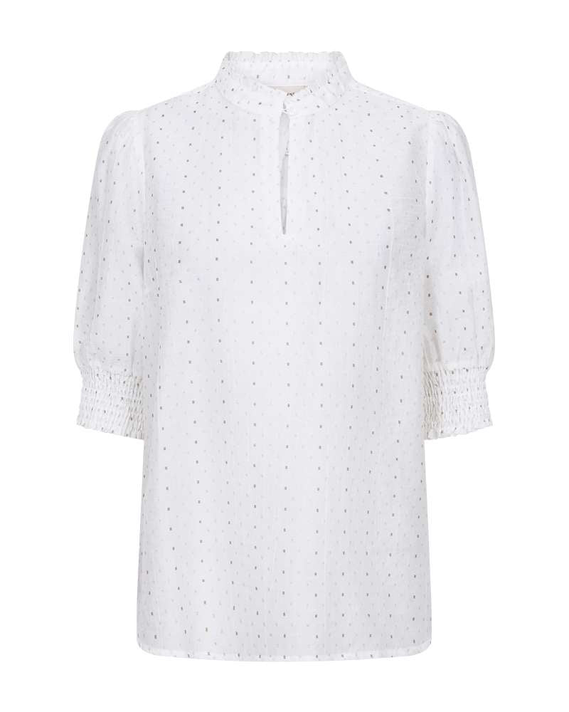Witte blouse met staande kraag en korte pofmouwen, glinsterende stippen
