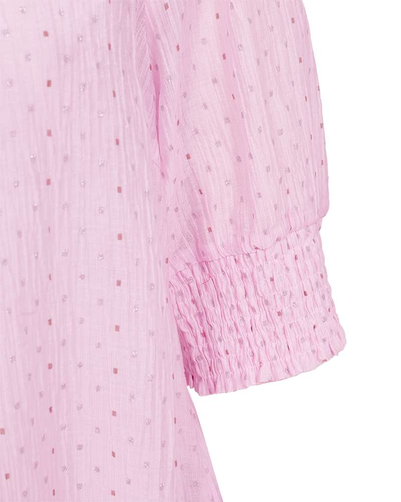 Roze blouse, elastische mouwboord met fijn geweven puntjes en kleine printdetails