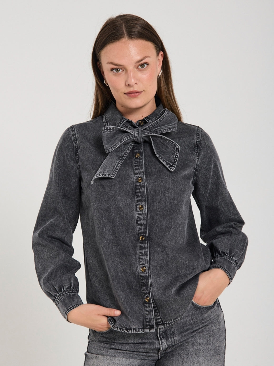 Freequent blouse Lisea vintage grey denim